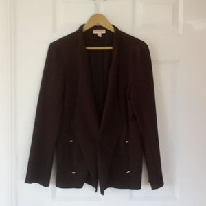 Dana Buchman jacket. Size XL Black. 2 pockets in front.